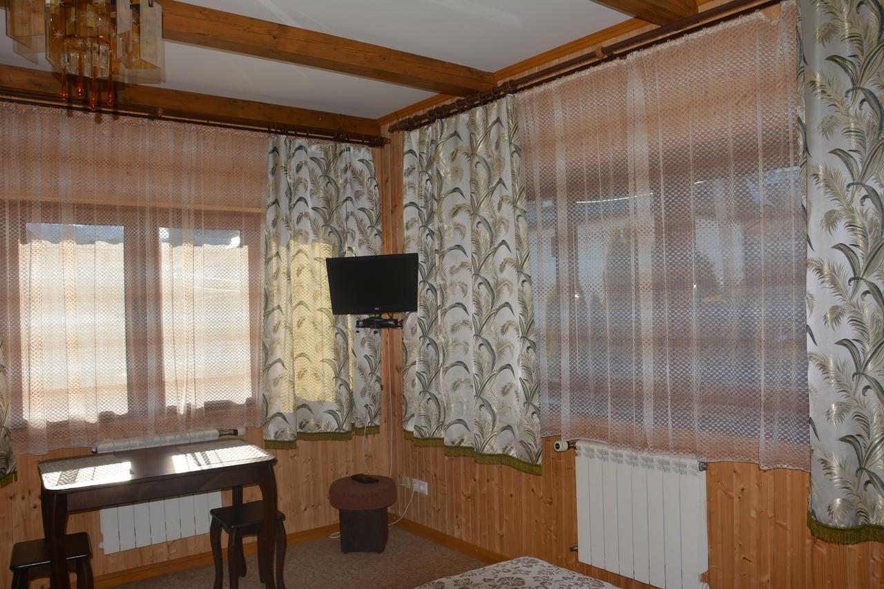 Sadyba Karpatiya Jaremtsje Buitenkant foto